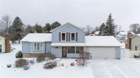 63 W Bend Dr, Greece, NY 14612