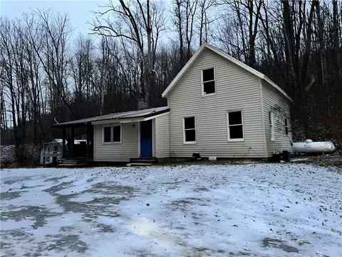 4620 County Route 21, Canisteo, NY 14823