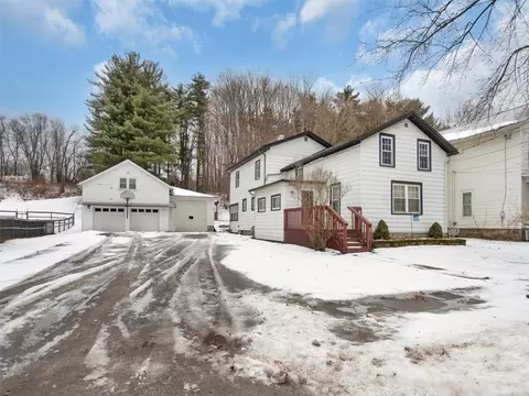3854 Union St, Marion, NY 14505