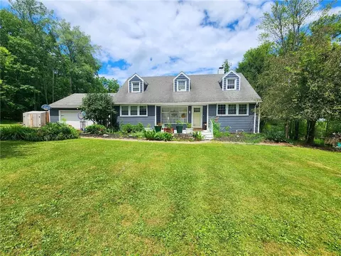 318 W 18th St, Elmira, NY 14903