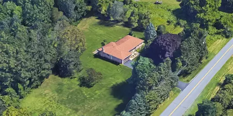 1256 Penfield Center Rd, Penfield, NY 14526