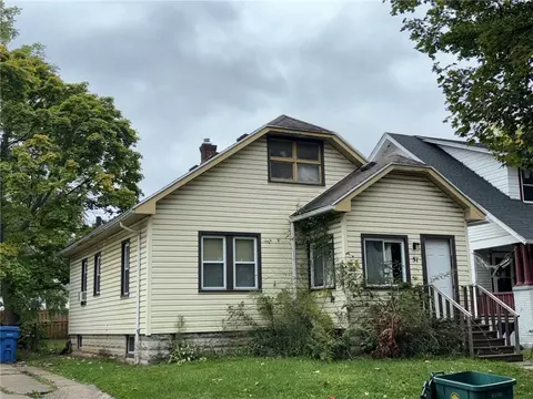 51 Sylvester St, Rochester, NY 14621