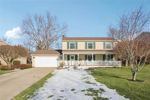28 Misty Pine Rd, Perinton, NY 14450