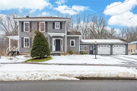 125 E Pearl St, Arcadia, NY 14513