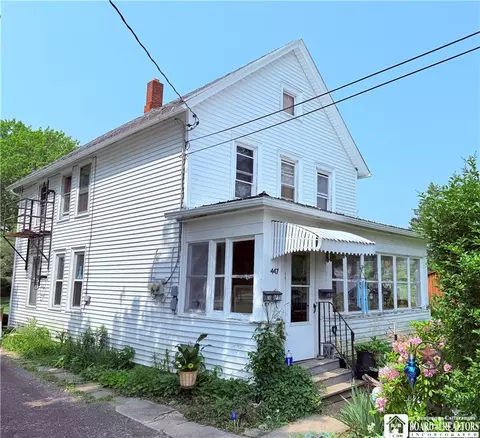 447 Hoyt St, Dunkirk, NY 14048