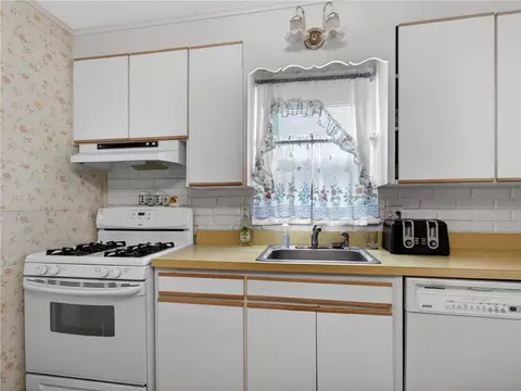 Kitchen - 241 Knapp Ave, Irondequoit, NY 14609 photo 3 of 3