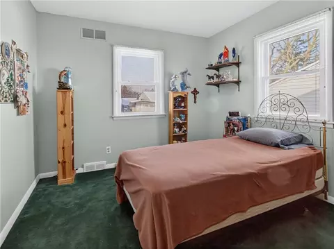 Bedroom - 241 Knapp Ave, Irondequoit, NY 14609 photo 1 of 5