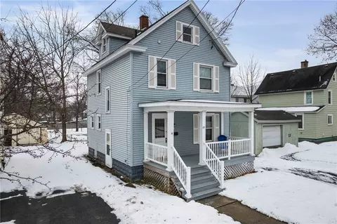 87 Madison St, Geneva, NY 14456