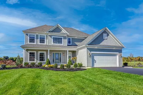 160 Jade Creek Drive Dr, Hilton, NY 14468