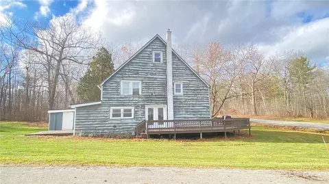 420 Pear St, Jerusalem, NY 14478