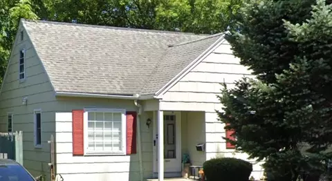 212 Leonard Rd, Greece, NY 14616