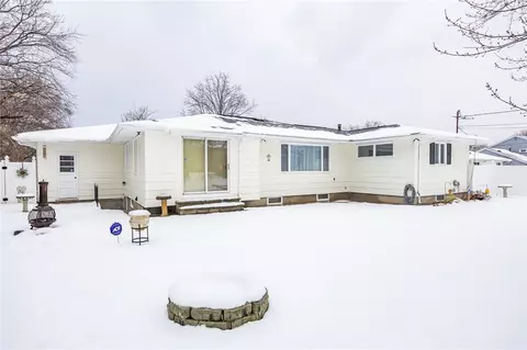 74 Meyerhill Cir E, Irondequoit, NY 14617 photo 36
