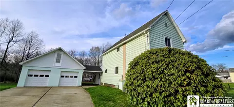 735 E Highland Ave, Olean, NY 14760