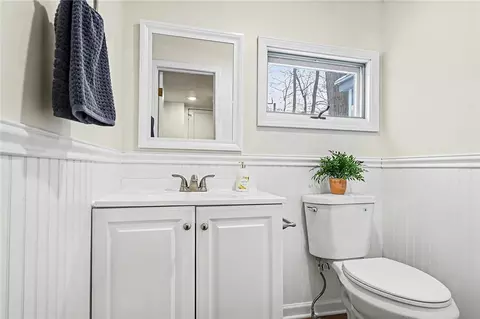 Bath - 383 Wimbledon Rd, Irondequoit, NY 14617 photo 1 of 2