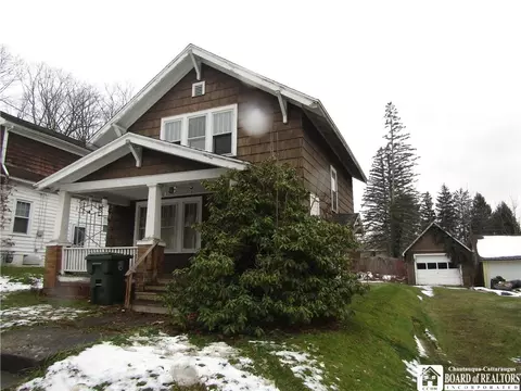 22 Hess St, Jamestown, NY 14701