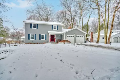 116 Timber Brook Ln, Penfield, NY 14526