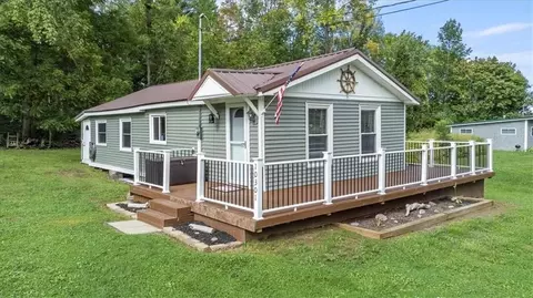 10301 Nebraska Ave, Huron, NY 14590