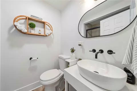 Bath - 46 Dewey Ave, Irondequoit, NY 14617 photo 3 of 9