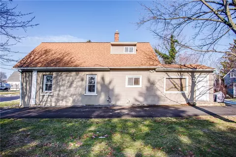 Exterior - 126 Knapp Ave, Irondequoit, NY 14609 photo 4 of 4