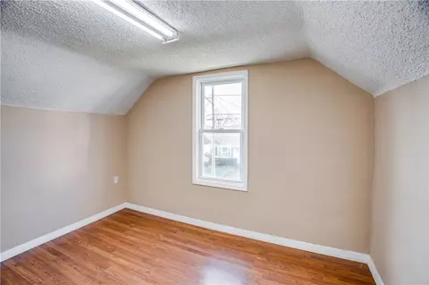 Bedroom - 126 Knapp Ave, Irondequoit, NY 14609 photo 3 of 3