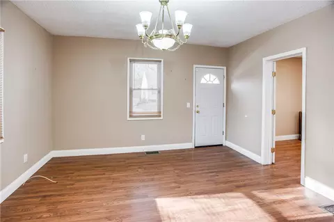Living - 126 Knapp Ave, Irondequoit, NY 14609 photo 4 of 6
