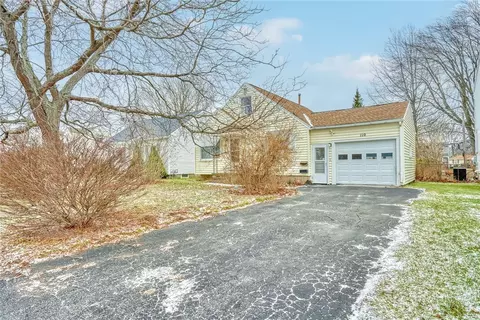 110 Ridgewood Rd, Greece, NY 14626