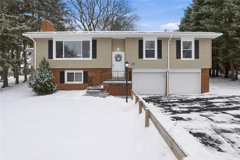 104 Church Hill Rd, Henrietta, NY 14467
