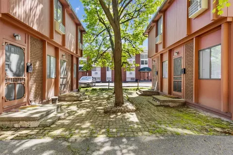 93 Park Ave, Rochester, NY 14607