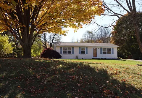 624 Plank Rd, Macedon, NY 14502