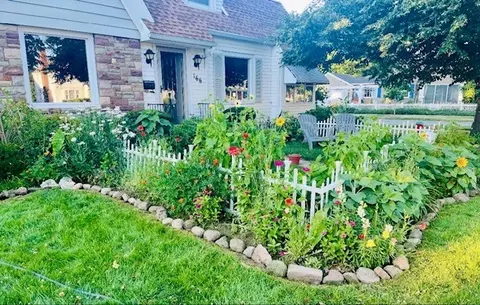 Exterior - 166 Thorncliffe Dr, Irondequoit, NY 14617 photo 7 of 7