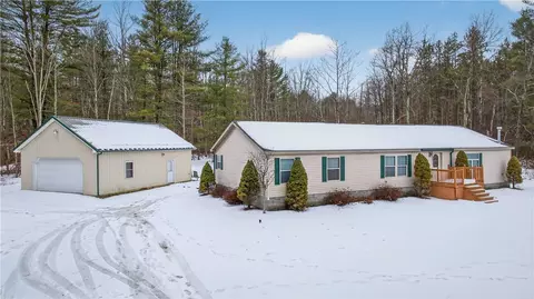 9063 Reservoir Hill Rd, Urbana, NY 14840