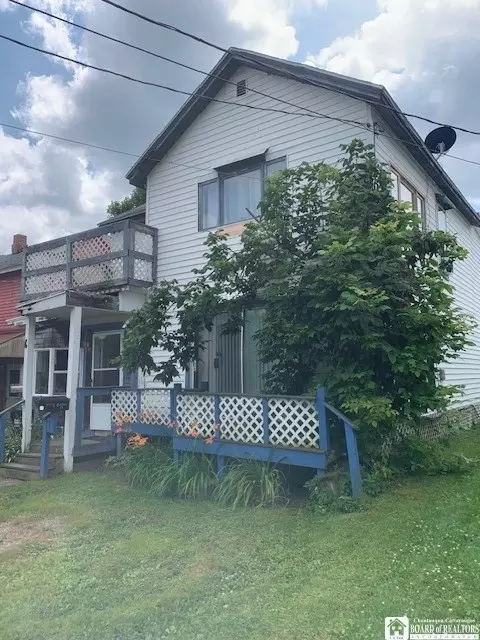 6 Dean St, Randolph, NY 14772