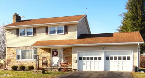 201 Meadowlark Rd, Horseheads, NY 14845