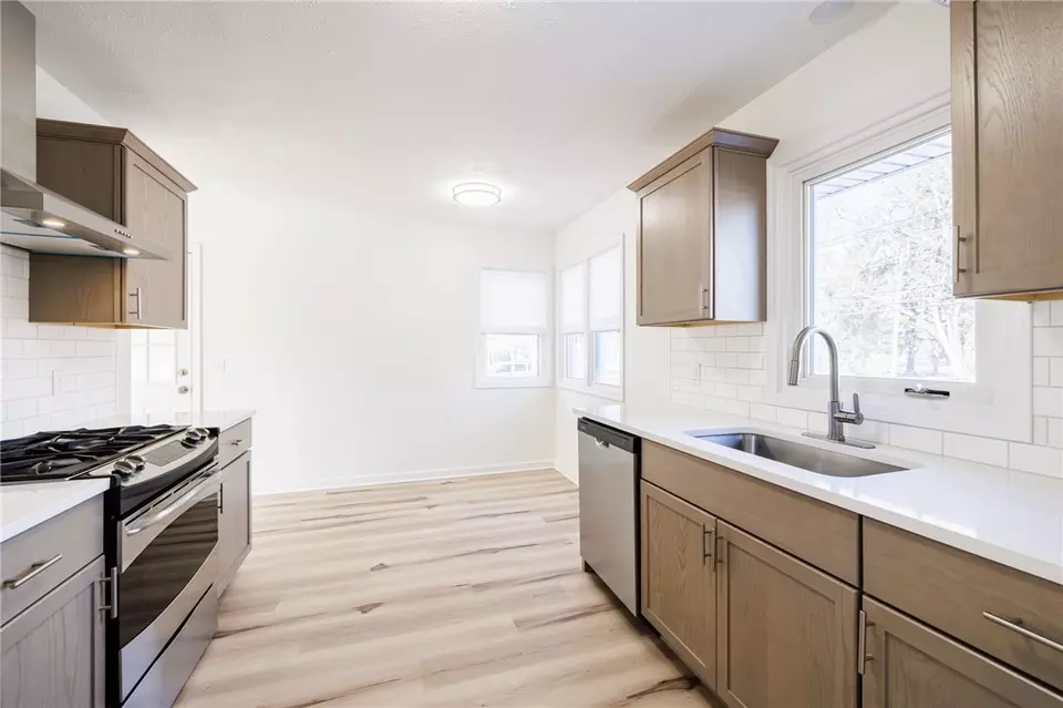295 Straub Rd, Greece, NY 14626 | MLS# R1657307 | 35 Photos - Movoto
