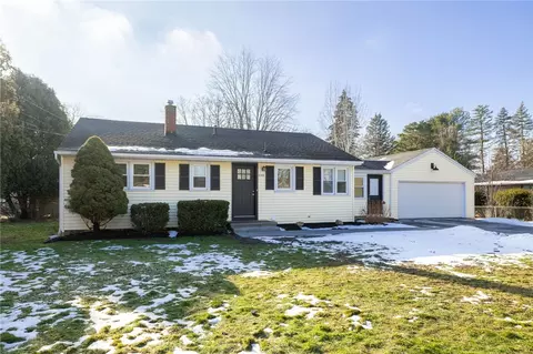 295 Straub Rd, Greece, NY 14626