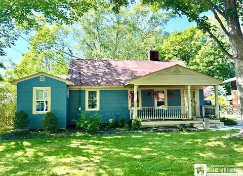 328 E Main St, Pomfret, NY 14063