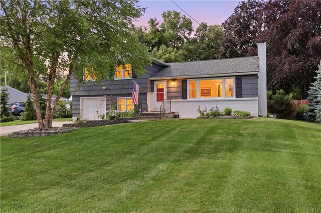 58 Kirkland Dr, Webster, NY 14580