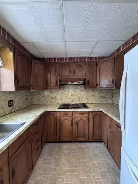Kitchen - 3401 Route 446, Eldred, PA 16731 photo 2 of 4