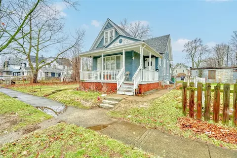 392 Frost Ave, Rochester, NY 14611