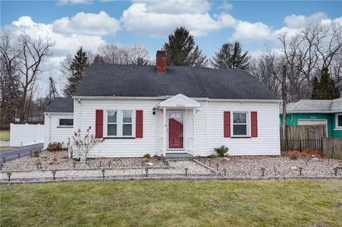 11 Cardinal Dr, Chili, NY 14624