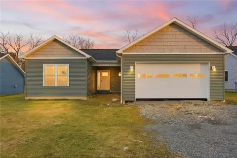 2006 Maes Lndg, Canandaigua, NY 14424