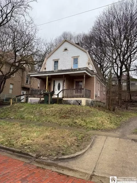 5 Peach St, Jamestown, NY 14701