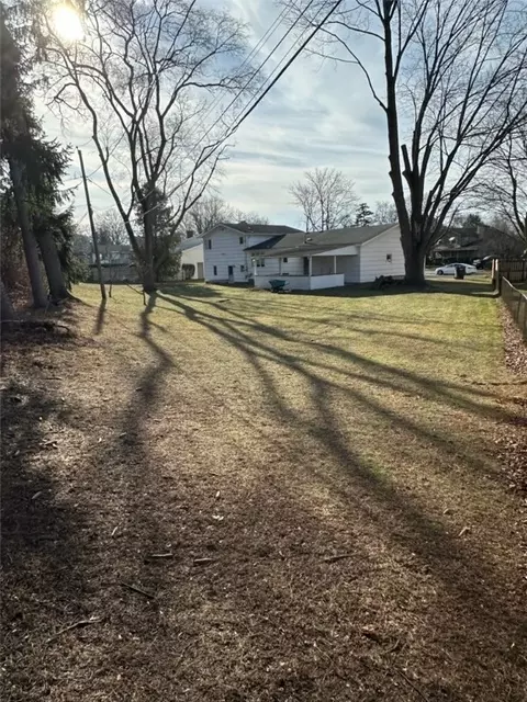 Exterior - 40 Flagstaff Dr, Irondequoit, NY 14622 photo 11 of 11