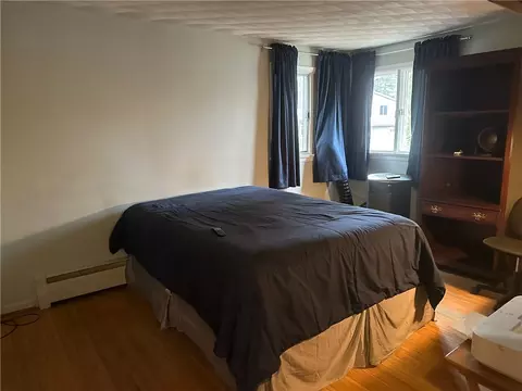 Bedroom - 40 Flagstaff Dr, Irondequoit, NY 14622 photo 1 of 4
