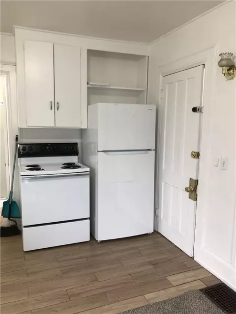 Kitchen - 58 Maple St, Oneonta, NY 13820 photo 5 of 9