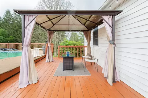 Exterior - 89 E Main St, Sidney, NY 13838 photo 4 of 11