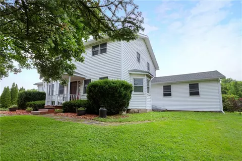 Exterior - 89 E Main St, Sidney, NY 13838 photo 9 of 11