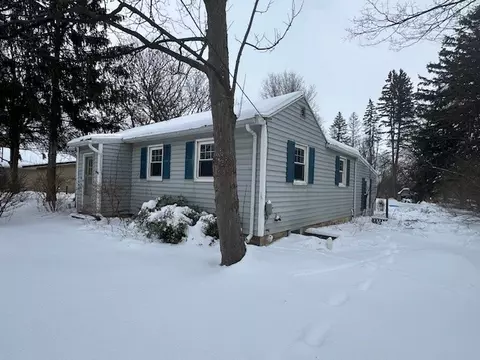 123 Buffalo St, Canandaigua, NY 14424