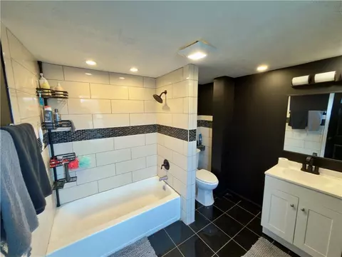 Bath - 2 Elm St, Lyons, NY 14489 photo 2 of 3