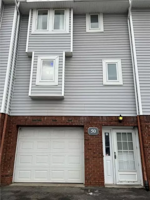 50 Union Hill Dr, Ogden, NY 14559